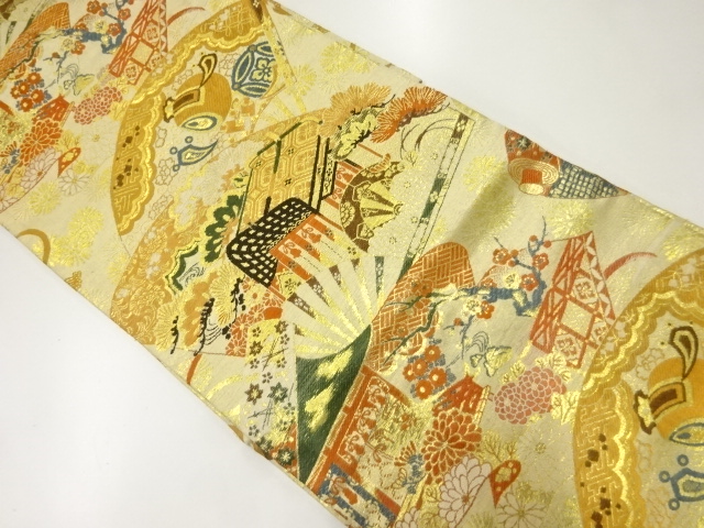 アンティーク　扇に御所車・宝尽くし模様織出し名古屋帯（着用可）